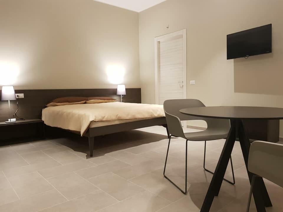 Area 19 Aparthotel Catanzaro Kültér fotó
